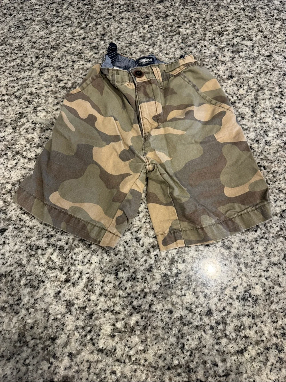 OshKosh B'gosh Boys' Camo Cargo Shorts - Green/Tan